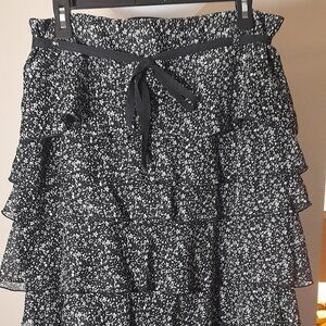 Flowery Skirt with belt